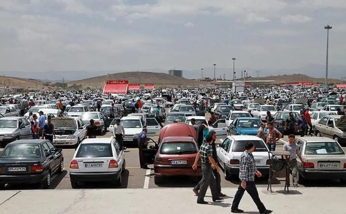 شرایط کنونی بازار خودرو فقط به سود دلالان است