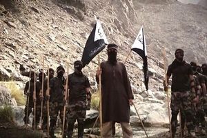 تصاویر ٨ تروریست یگان عملیاتی گروهک جیش‌ الظلم که عاملان حمله به دو خودروی گشت انتظامی پاسگاه دامن بودند
