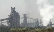 بحران نیروی کار در بزرگ‌ترین کارخانه فولاد ایران؟/ روایت تعدیل و تعلیق پنهان پس از حملات موشکی/ از حقوق ۱۰۰ میلیونی تا رانندگی اسنپ و تپسی/ برآورد‌های غیررسمی از خسارتها، دست‌کم 4 سال زمان تا بازگشت به وضعیت پیش از جنگ را پیشبینی می کنند