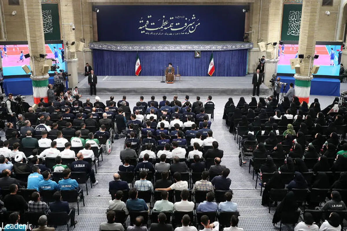  رهبر انقلاب خطاب به ترامپ: به همین خیال باشید که با بمباران، صنعت هسته‌ای ایران نابود شده است/  اصلاً شما چه کاره هستید که اگر کشوری صنعت هسته‌ای دارد، در قبال آن باید و نباید مطرح کنید