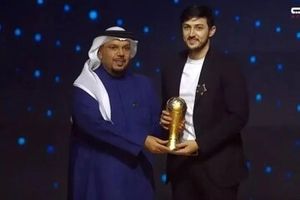 سردار آزمون نامزد جایزه مرد سال آسیا شد