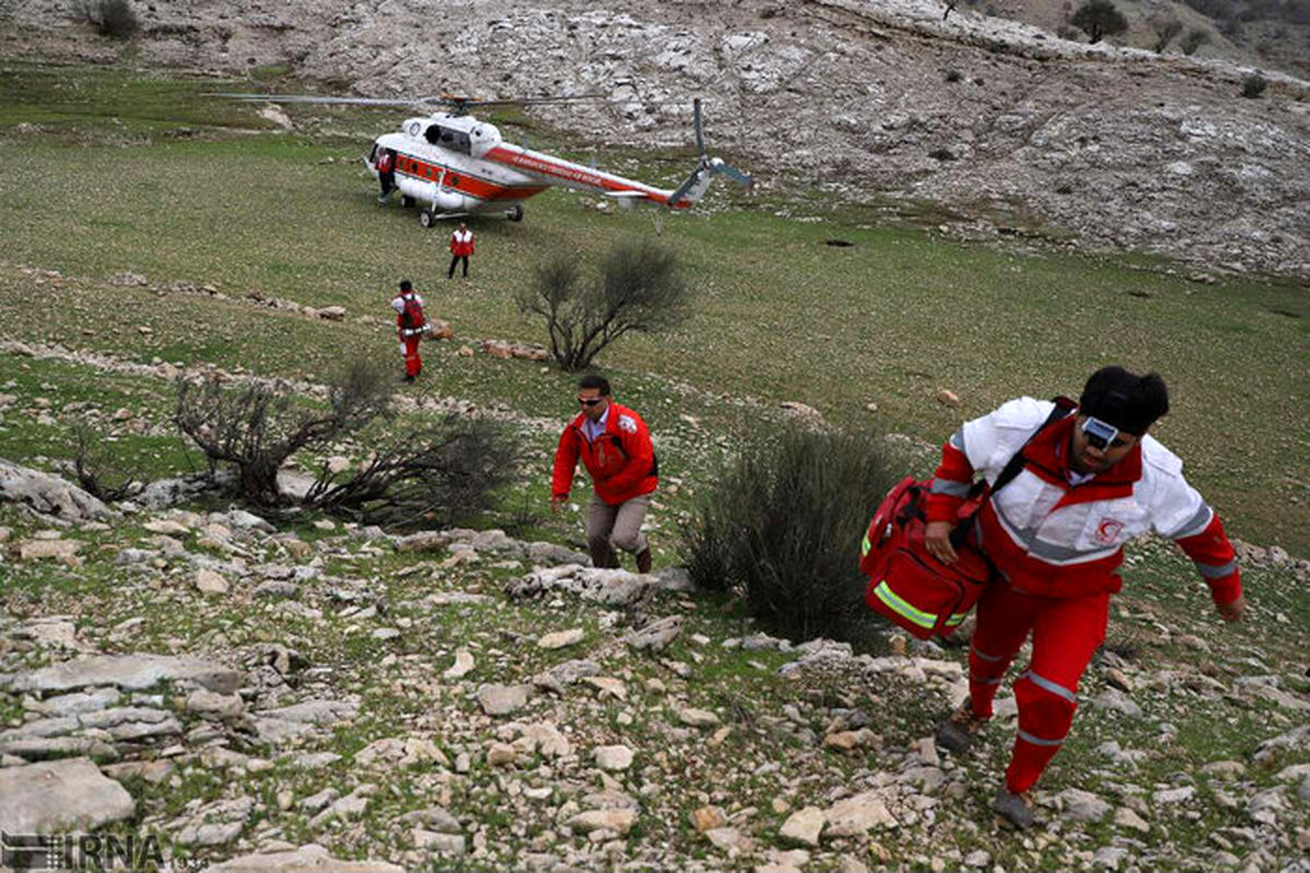 نجات چوپان حادثه دیده در ارتفاعات تنگ بن بهبهان
