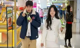 اوضاع وارونه در چین/ جوانان بر خلاف میل دولت صرفه‌جویی می کنند