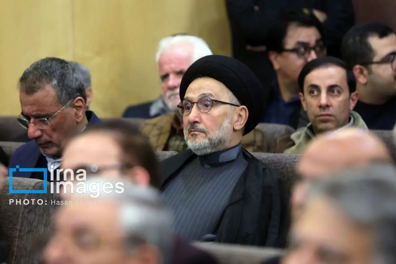 تصاویر: مجلس ترحیم اشرف بروجردی