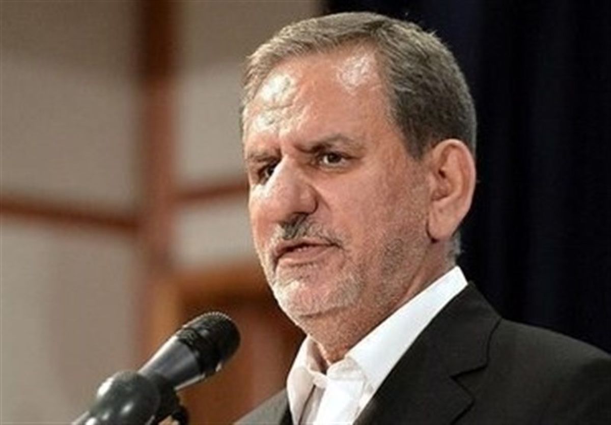 حمله کیهان به یک مقام دولت روحانی؛ ظاهر شدن در ژست کارشناس به جای پاسخگویی!