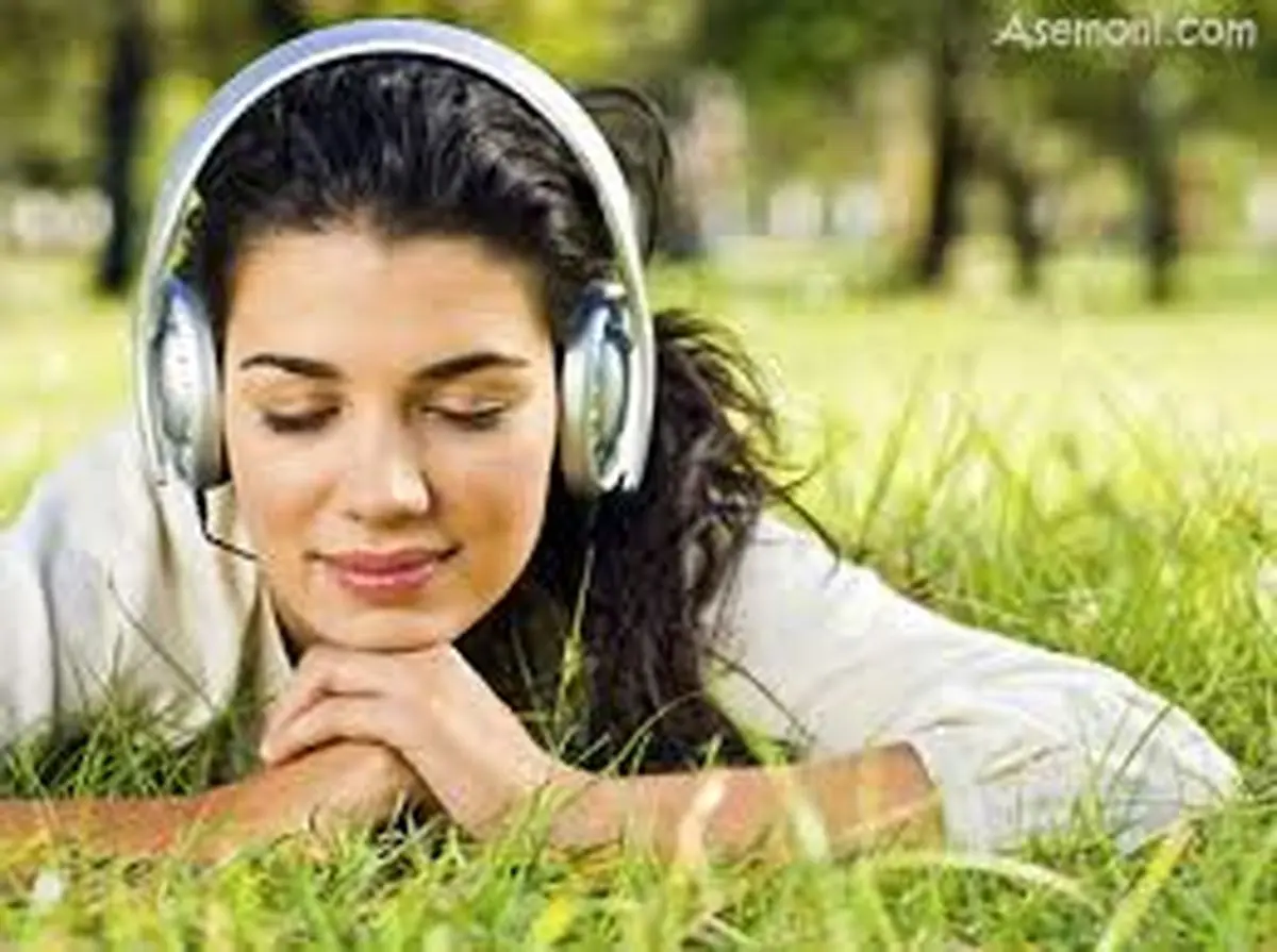 ۱۰ فایده شگفت‌انگیز موسیقی از نظر روانشناسی