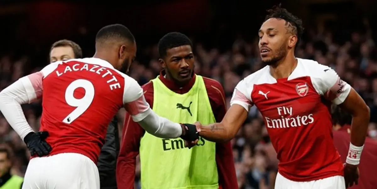 پیروزی آرسنال در دربی لندن مقابل تاتنهام/دبل اوبامیانگ