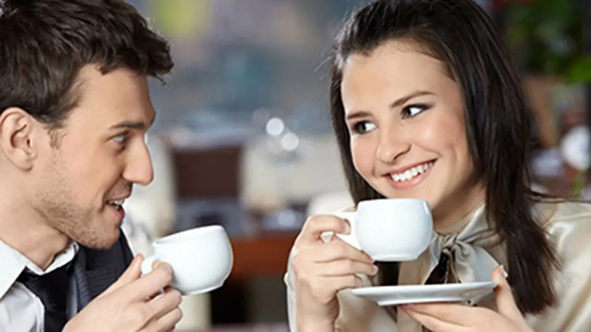 زنان شادتر هستند یا مردان؟