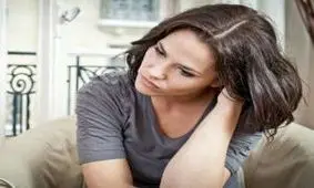 علل عقب افتادن پریود در زنان ! چه زمانی باید نگران باشم؟