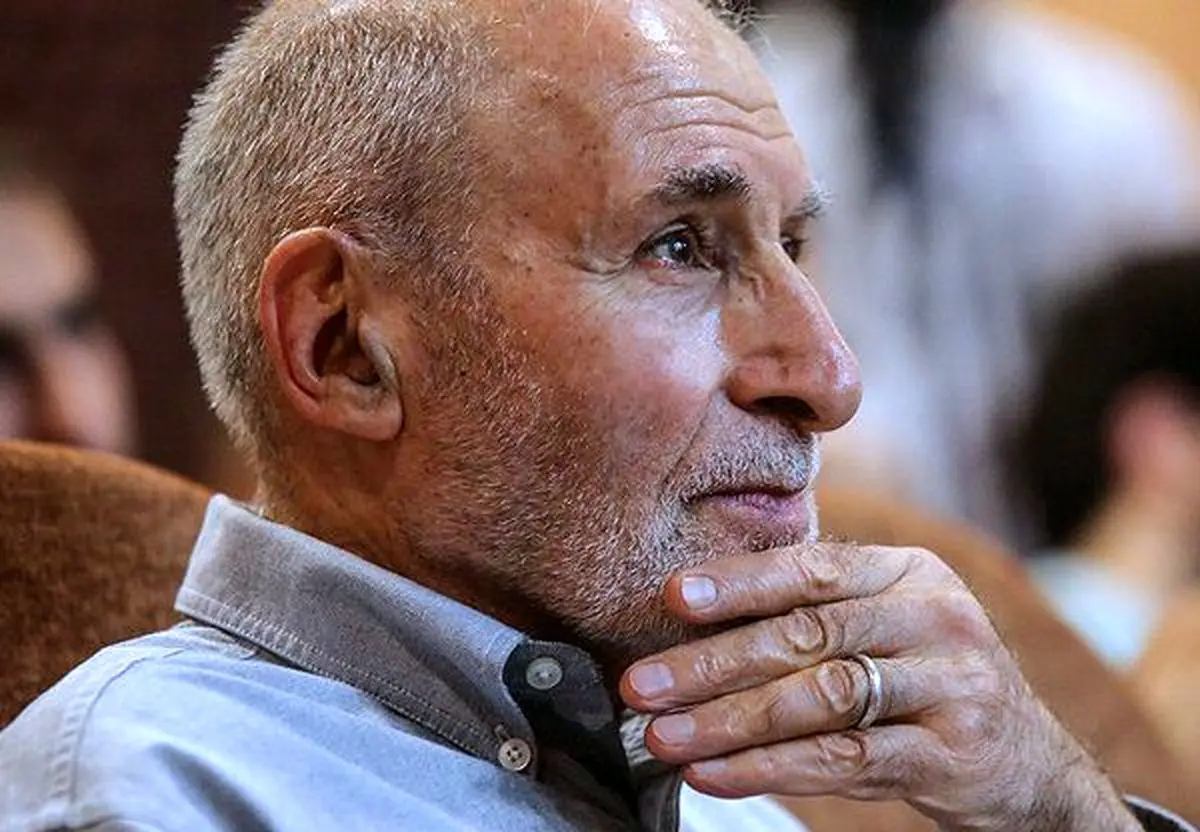 هشدار جدی بهزاد نبوی به اصلاح‎طلبان/ ائتلاف نکنید تندروها دوباره بر سرکار می‎آیند/ روحانی از خاتمی بیشتر تحت فشار قرار دارد/ برخی اصلاح طلبان از تندروهای اصولگرا در حمله به دولت جلوتر افتاده اند