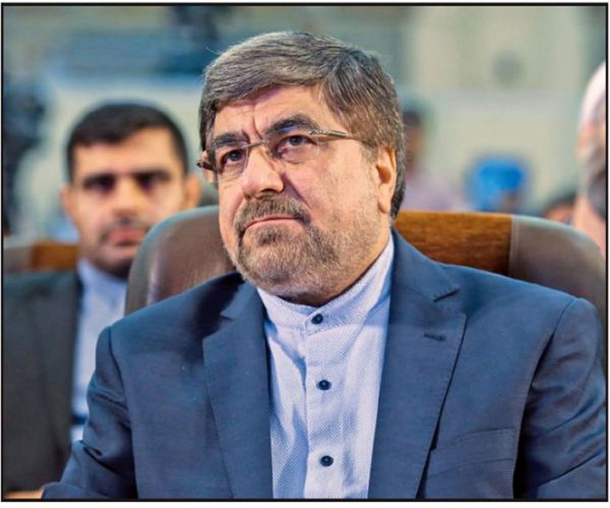 علی جنتی: قانون منع بکارگیری بازنشستگان برای زمین زدن دولت تهیه شد/کناره گیری از جایی که محل خدمتم بود از بازنشستگی سختتر است