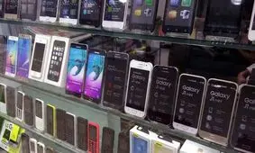 افت ۷ درصدی قیمت گوشی تلفن‌همراه در یک ماه / ریزش قیمت‌ها ادامه دارد + جدول