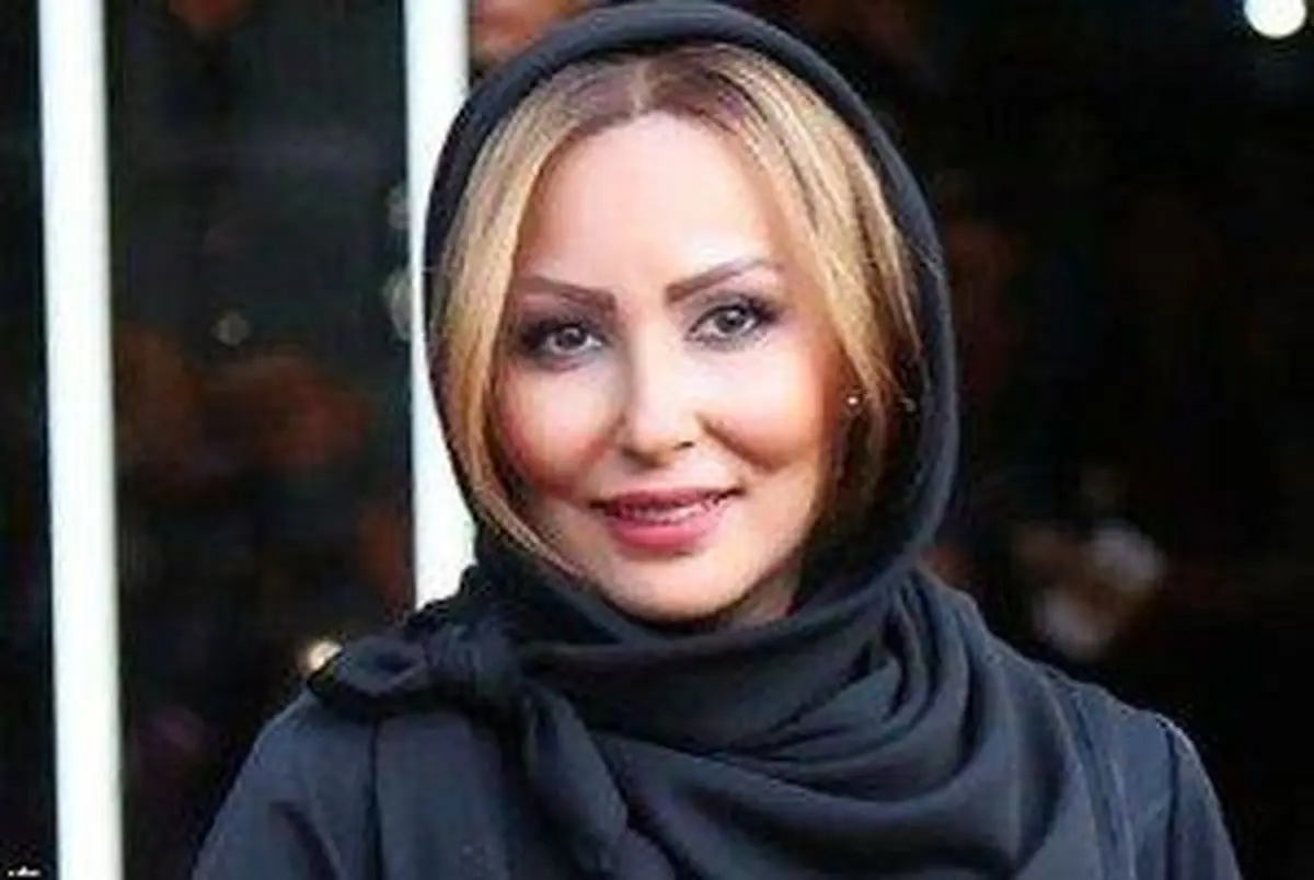 عکس/مدلینگ پرستو صالحی برای برند روسری