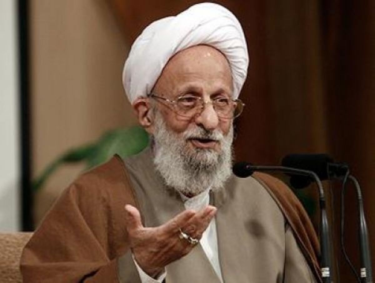 آیتالله مصباح: یکی از رؤسای جمهور سابق گفته بود ولایتفقیه، چون در قانون اساسی آمده، مورد قبول ماست /ممكن است بگویند بايد دوباره رفراندوم برگزار کنیم تا ببینیم اصلاً مردم اسلام را میخواهند یا نه