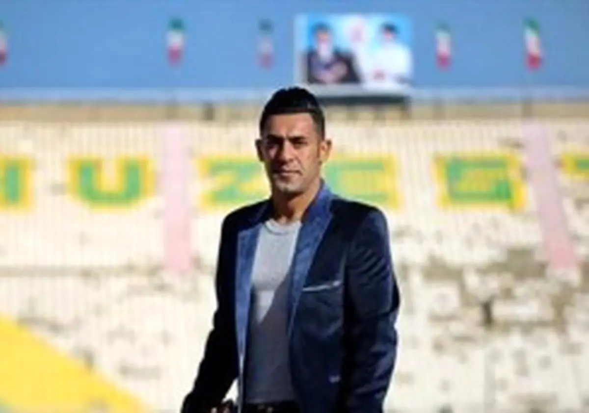 بازیکن ذوب‌آهن رباط پاره کرد