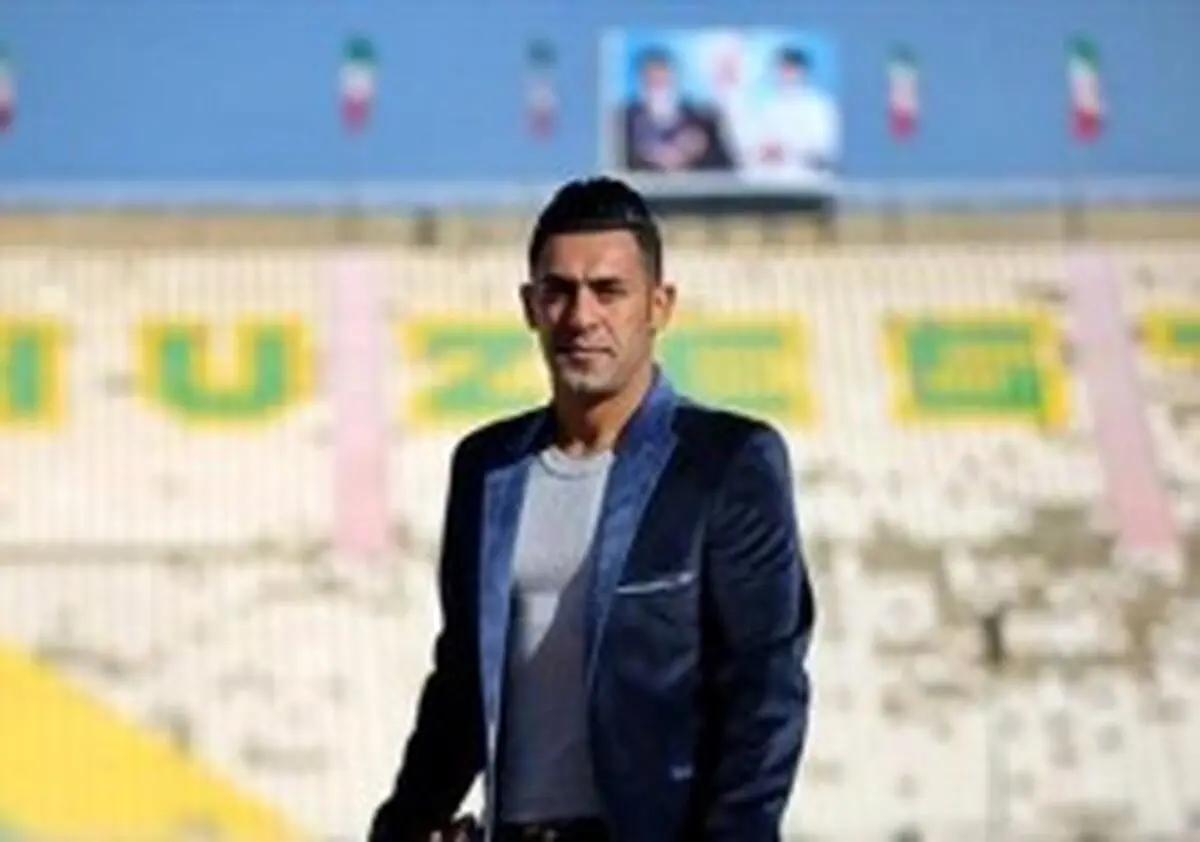 بازیکن ذوب‌آهن رباط پاره کرد