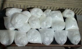 شیشه ها در بهبهان در هم شکستند