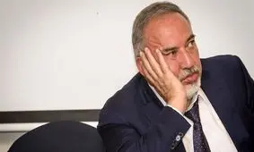 منابع اسرائیلی: لیبرمن پیش از استعفا، دیداری محرمانه با مقامات فلسطینی داشت / او قرار بود دو هفته بعد با یک طرح جدید بازگردد که ناگهان استعفا داد