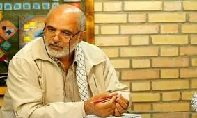 تحلیل حسین الله کرم از شباهت بین پروژه «عبور از روحانی» و «عبور از خاتمی»/چپ سنتی در حال به پاخاستن مجدد است /برخی اصلاح طلبان مثل حجاریان فکر می کردند دولت روحانی رحم اجاره ای می شود/اصلاح طلبان می خواستند روحانی را هدایت کنند