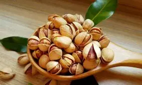 پسته در داخل کشور، 2 برابر نرخ صادراتی آن به فروش می رسد