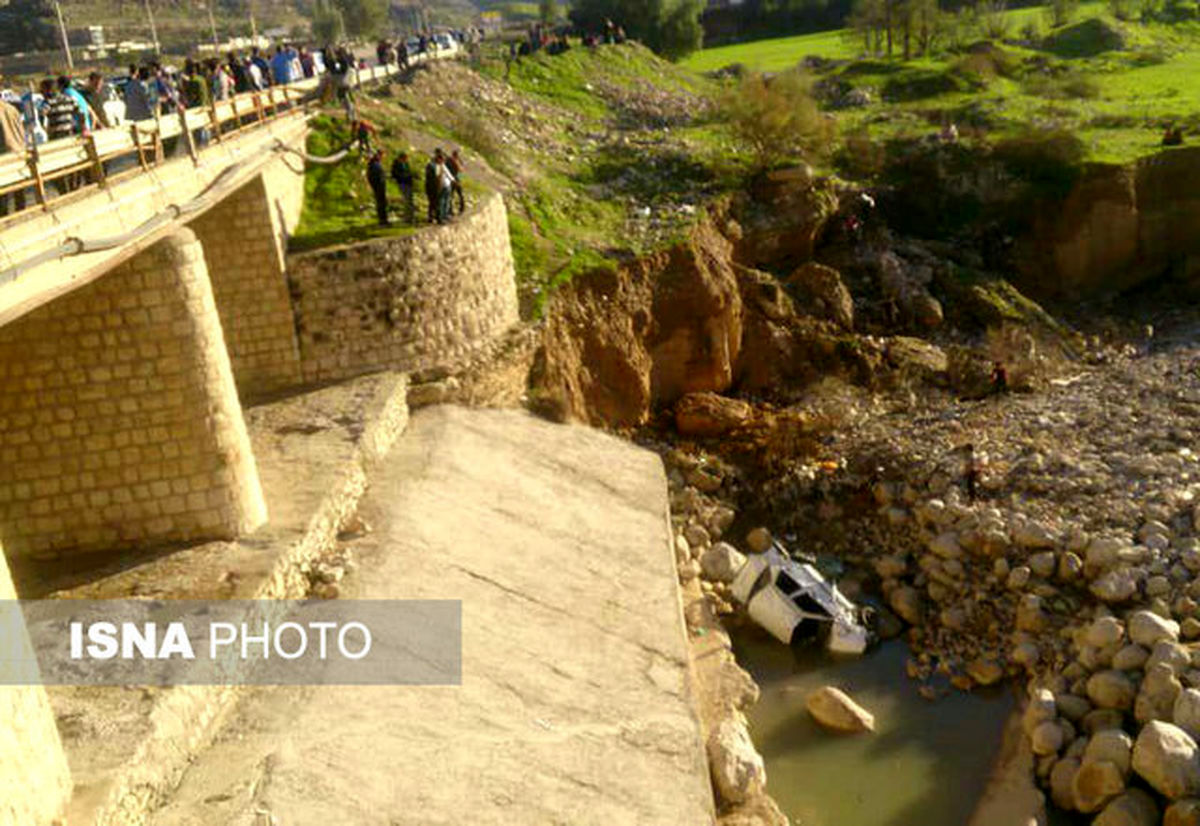 سقوط پراید از پل قربانی گرفت+ تصویر