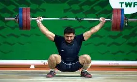 ملی‌پوش وزنه‌برداری: مسئولان استانی قدمی برایم برنداشته‌اند