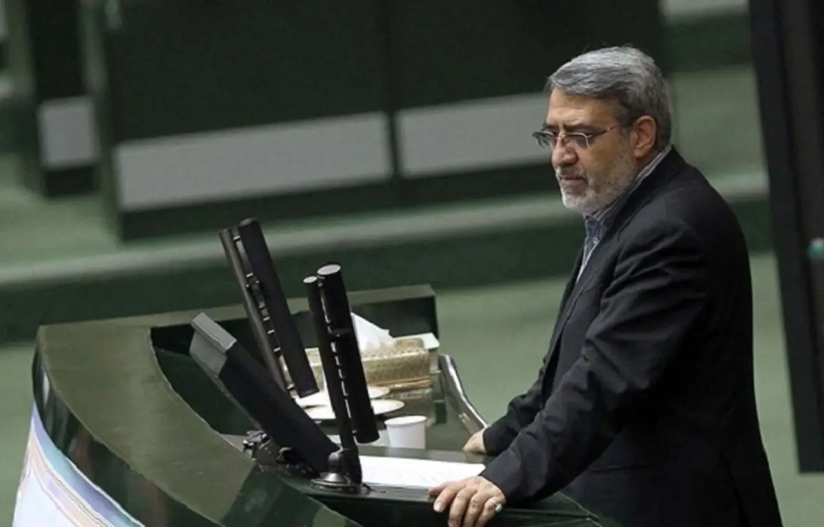 استیضاح وزیر کشور تقدیم هیات رئیسه مجلس شد