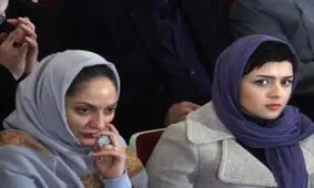 تعریف و تمجید مجری برنامه زنده شبکه دو از سلبریتی ها