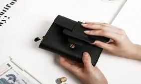 تحویل کیف حاوی ۴۰ میلیون ریال پول نقد توسط ماموران وظیفه شناس