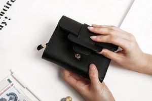 تحویل کیف حاوی ۴۰ میلیون ریال پول نقد توسط ماموران وظیفه شناس