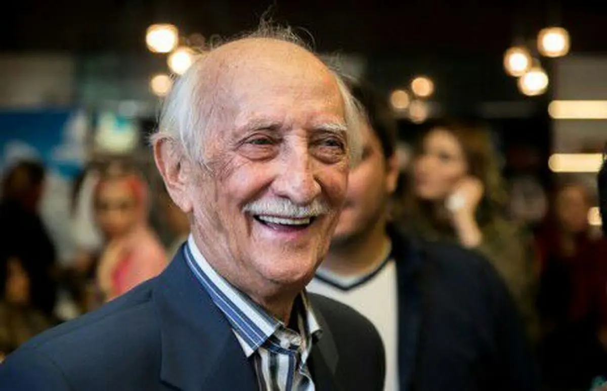 داریوش اسدزاده: «خدا را شکر می‌کنم که توانستم بلند شوم»