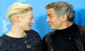 ۱۷ ترفند روانشناسی که آدم‌ها بلافاصله دوست‌تان بدارند