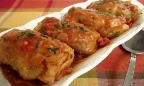 طرز تهیه دلمه کلم پیچ، بهترین غذا برای کسانی که سرماخوردگی دارند