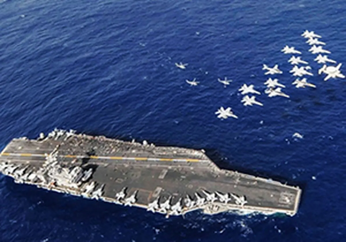 خلبانی که هواپیمایش را در ثانیه‌های پایانی از سقوط درون دریا نجات داد + فیلم