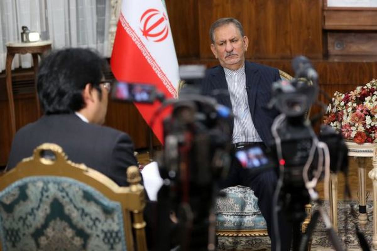 جهانگیری:به صفر رساندن فروش نفت ایران غیرممکن است /شرکای نفتی جدید پیدا کردهایم /اگر صادرات نفت ما متوقف شود دنیا مطمئن باشد که سکوت نخواهیم کرد /از هیچ کس برای تعیین بُرد موشک هایمان اجازه نمیگیریم