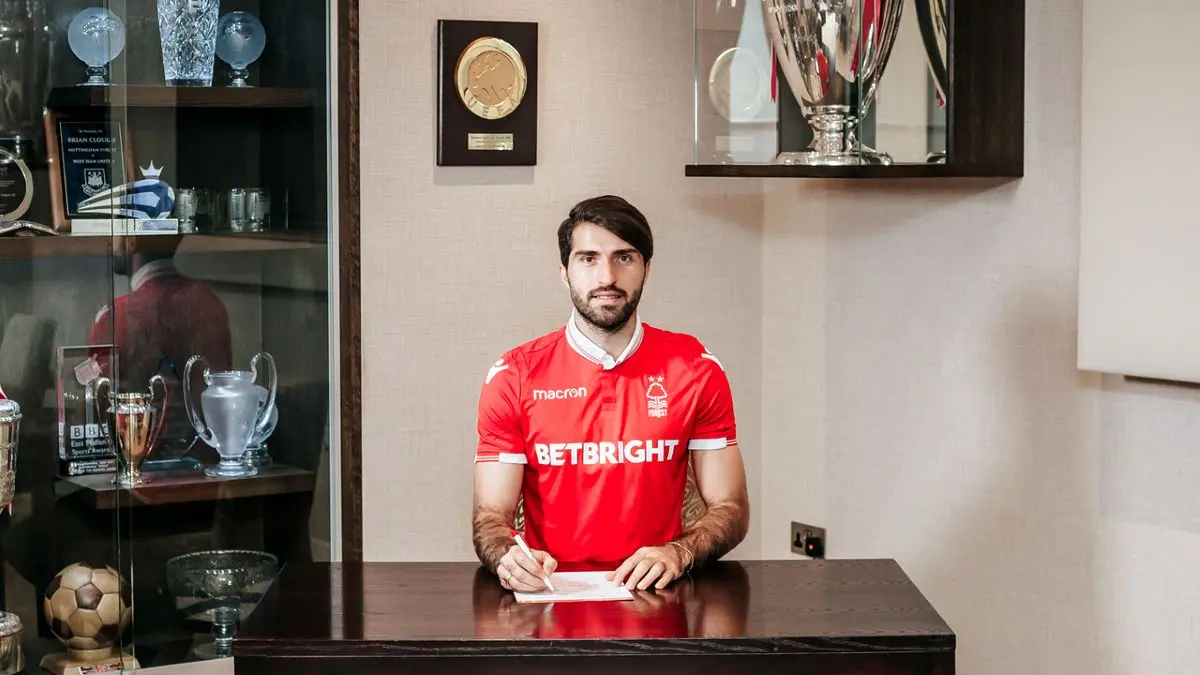 نیمکت‌نشینی انصاری‌فرد در باخت ناتینگهام فارست