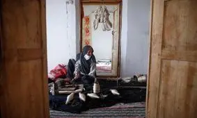 ابریشم کشی در روستای بسک +تصاویر