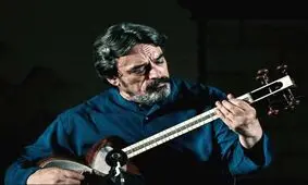 حسین علیزاده: شهروندی شیراز از شوالیه فرانسه بودن بزرگتر است