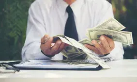 چطور درآمد دلاری داشته باشیم؟