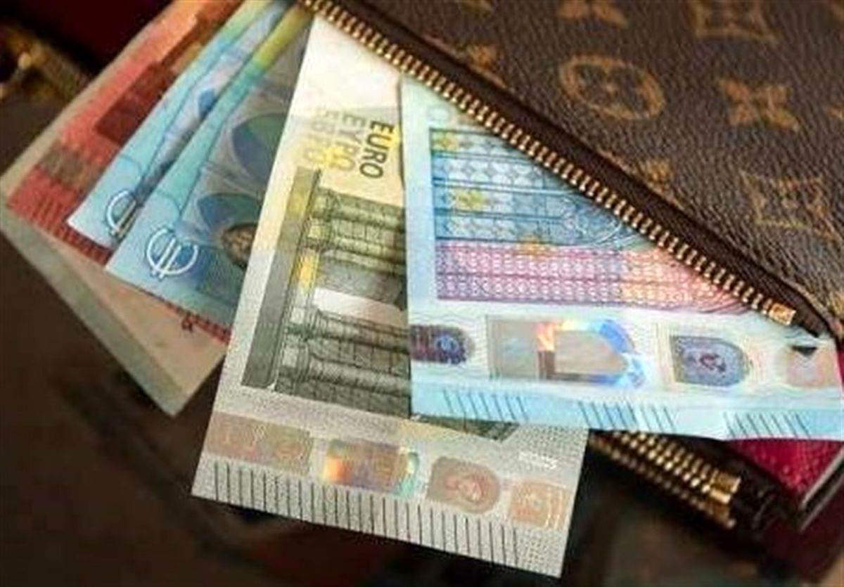 قیمت ارز مسافرتی امروز ۹۷/۰۹/۱۸؛ یورو ۱۳۱۷۷ تومان شد