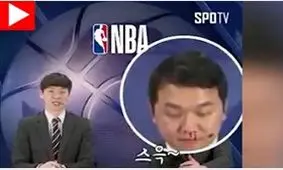 اتفاق غیرمنتظره برای مجری ورزشی حین پخش زنده!