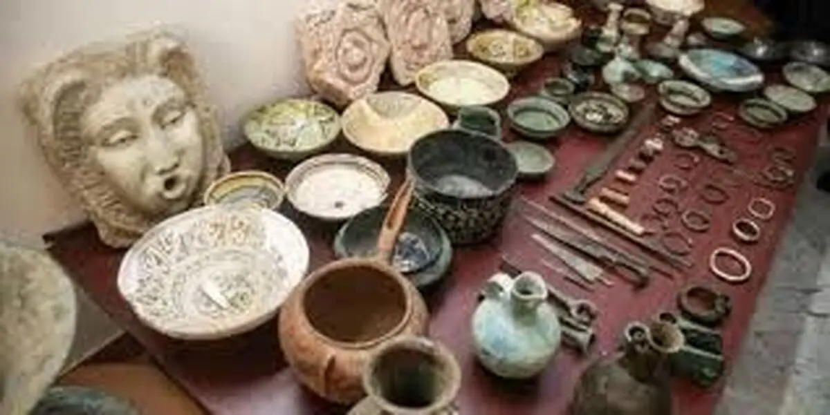 کشف اشیای عتیقه متعلق به عصر آهن در زنجان