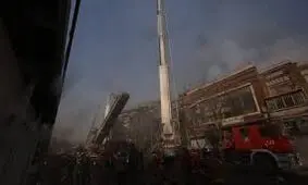 نجات ۶۰ نفر در حادثه آتش سوزی سوپرمارکت درتهران