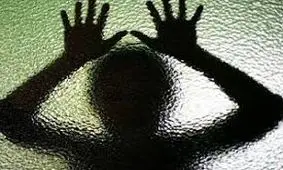 جزییات تجاوز مرد خاص به یک زن خاص در خیابان+عکس