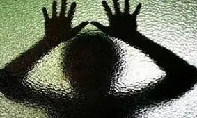 جزییات تجاوز مرد خاص به یک زن خاص در خیابان+عکس