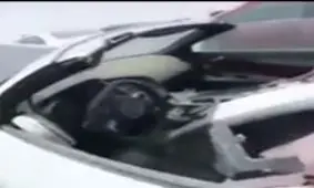 پارکینگ خودروهای تصادفی در آمریکا