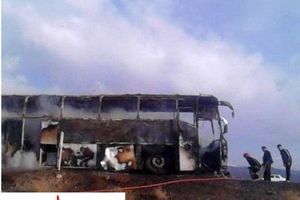 آتش گرفتن اتوبوس در کیلومتر ۵۰ محور سبزوار - نیشابور