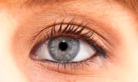 سیاهی زیر چشم کودک؛ علت، علائم و راه های درمان