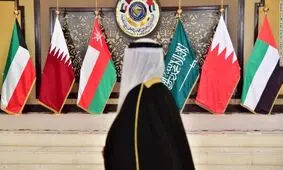المانیتور: پایان کار شورای عربی که برای مقابله با ایران تشکیل شد؟ / امیر قطر با اعزام نماینده ای پایین رتبه به نشست «شورای همکاری خلیج فارس» پل های پشت سرش را خراب کرد