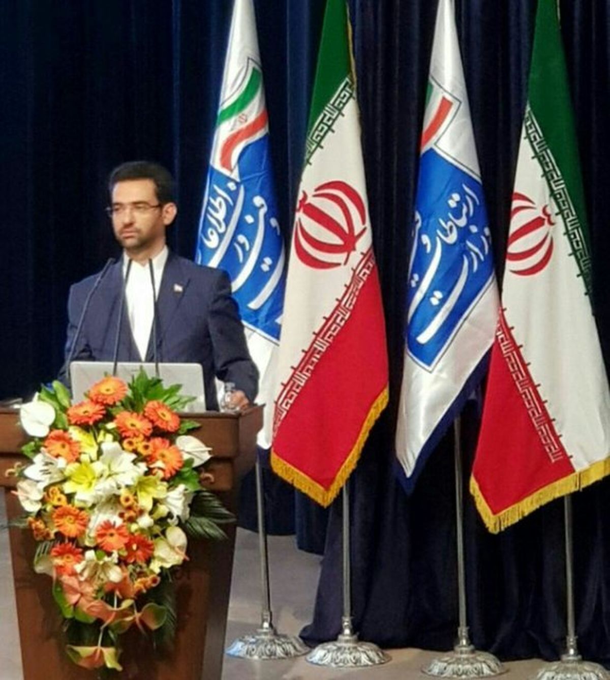 تعداد گوشیهای توقیفی برای یک ماه بازار کافی است